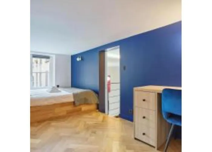 Duplex Center Of By Studioprestige *