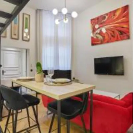 Duplex Center Of By Studioprestige * Paryż