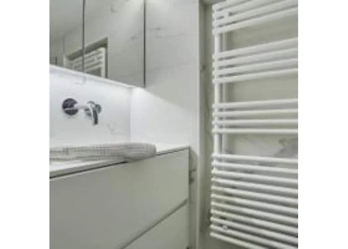 Duplex Center Of By Studioprestige