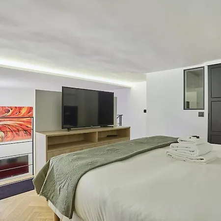 Duplex Center Of By Studioprestige * Paris